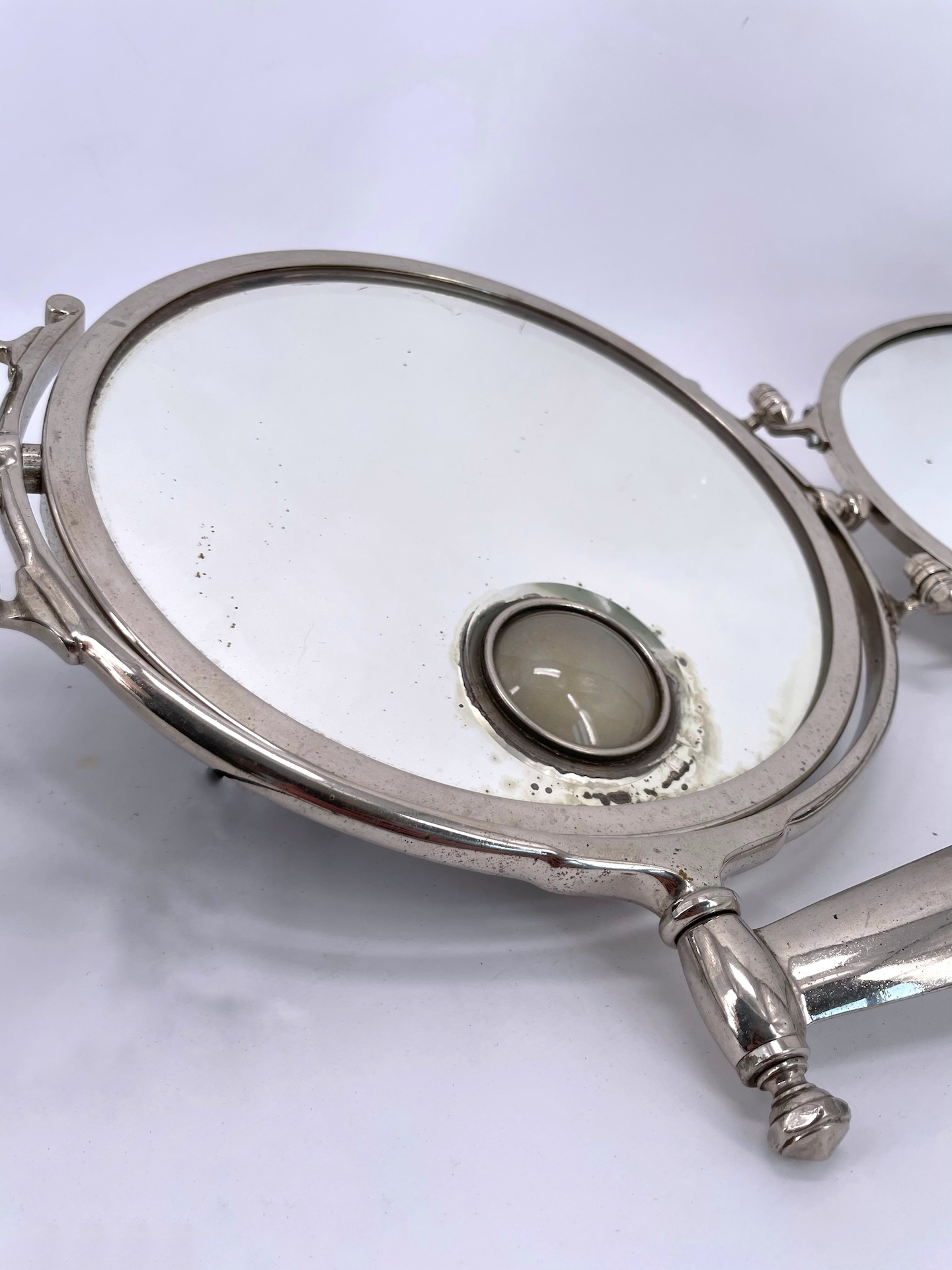 Miroir Triptyque en laiton chromé de la Maison Brot 1930