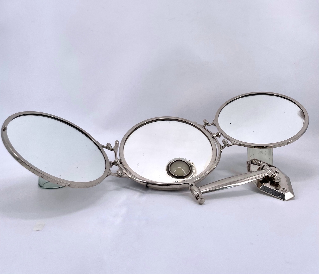 Miroir Triptyque en laiton chromé de la Maison Brot 1930