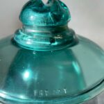 Isolateur de pylône électrique en verre, circa 1950