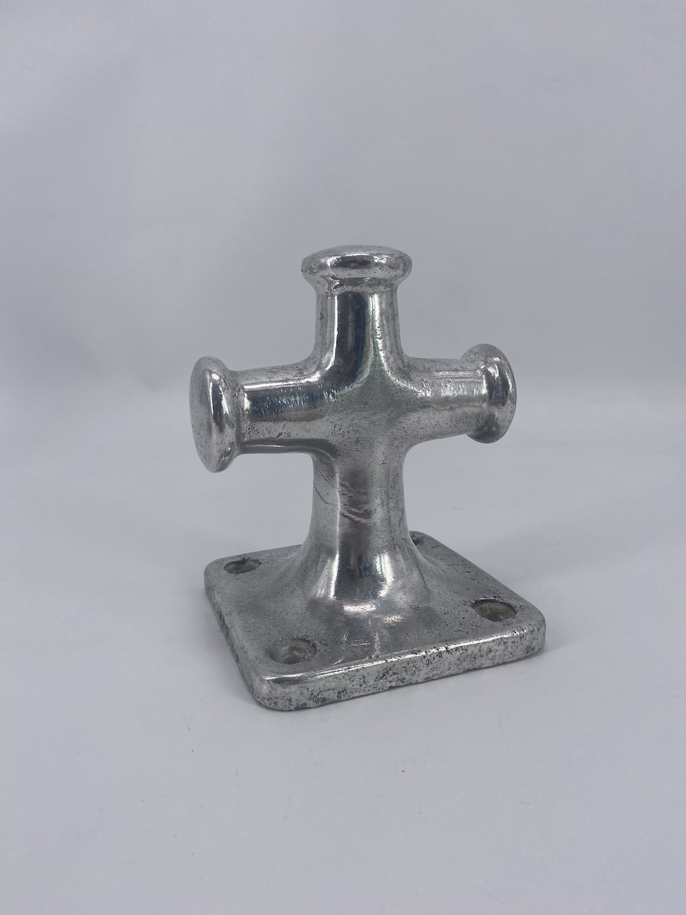 Small hanging hooks, a triple one made from a mooring post in cast aluminum