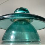 Isolateur de pylône électrique en verre, circa 1950