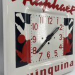 Horloge Saint Raphaël Quinquina circa 1950