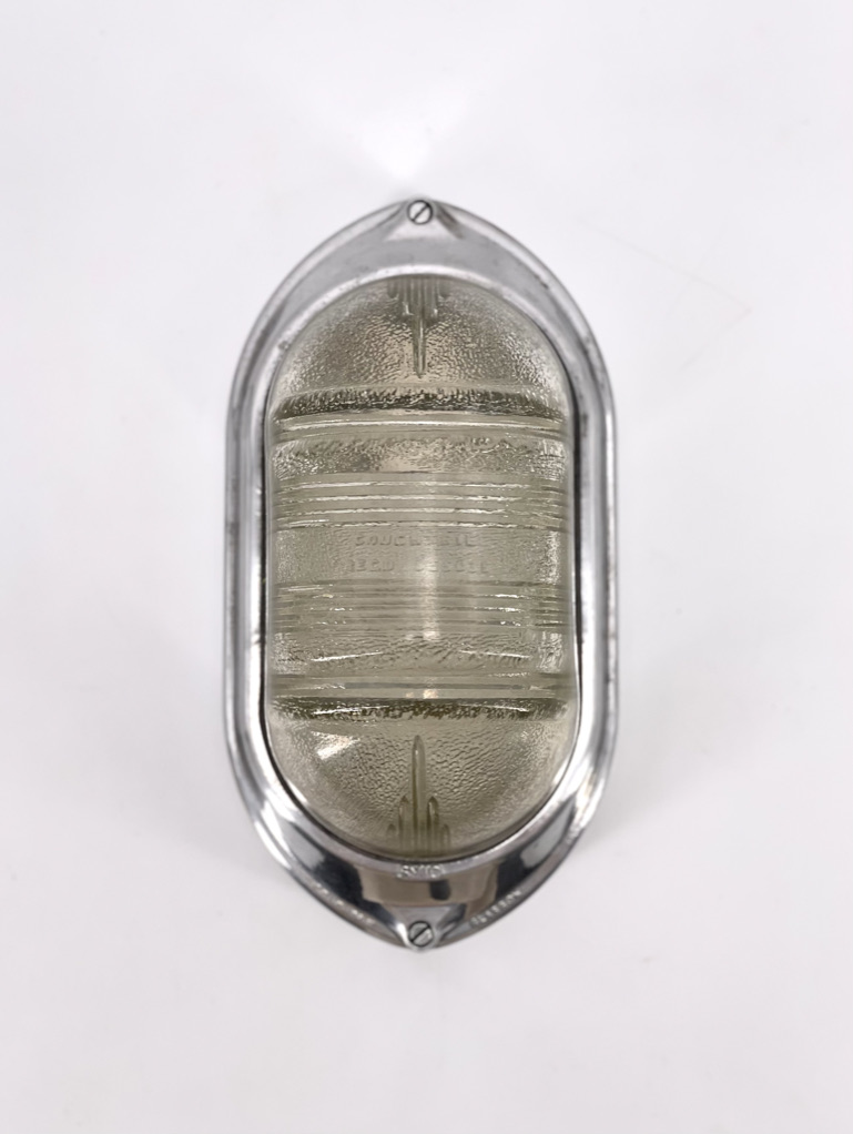 Appliques ou plafonniers en aluminium et verre strié, intérieur et extérieur