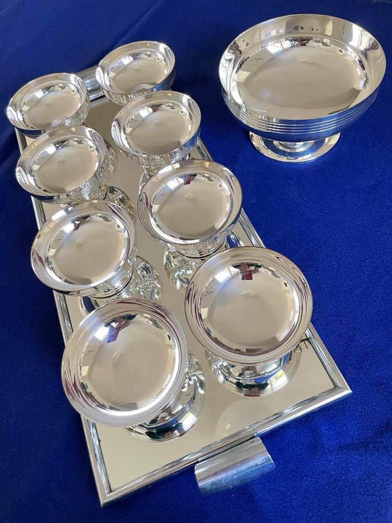 art deco bowls and salad bowl - 8 services