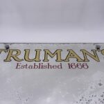 Miroir publicitaire anglais bières Truman's de Londres, début XXème