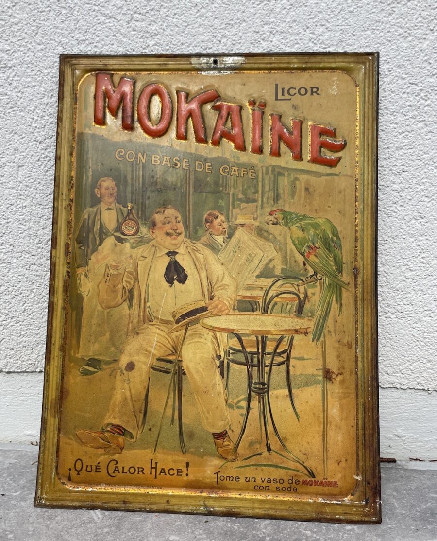 Advertising plate in stamped sheet metal, circa 1900, Liqueur Mokaïne, Riom Nantes