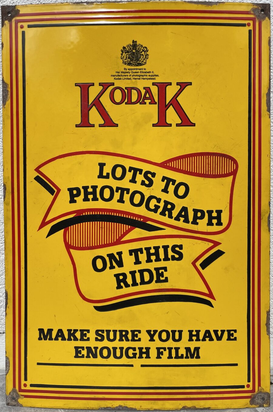 Plaque anglaise Kodak émaillée du milieu du XXème siècle, pour gares ferroviaires