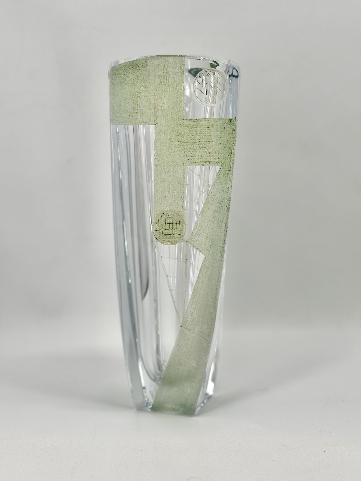 Vase d'Anatole Riecke en Cristal au Décor Abstrait Géométrique V ert