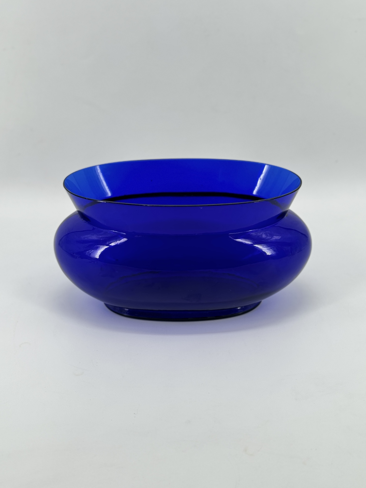 Planter or vase in cobalt blue glass, France early XXth century