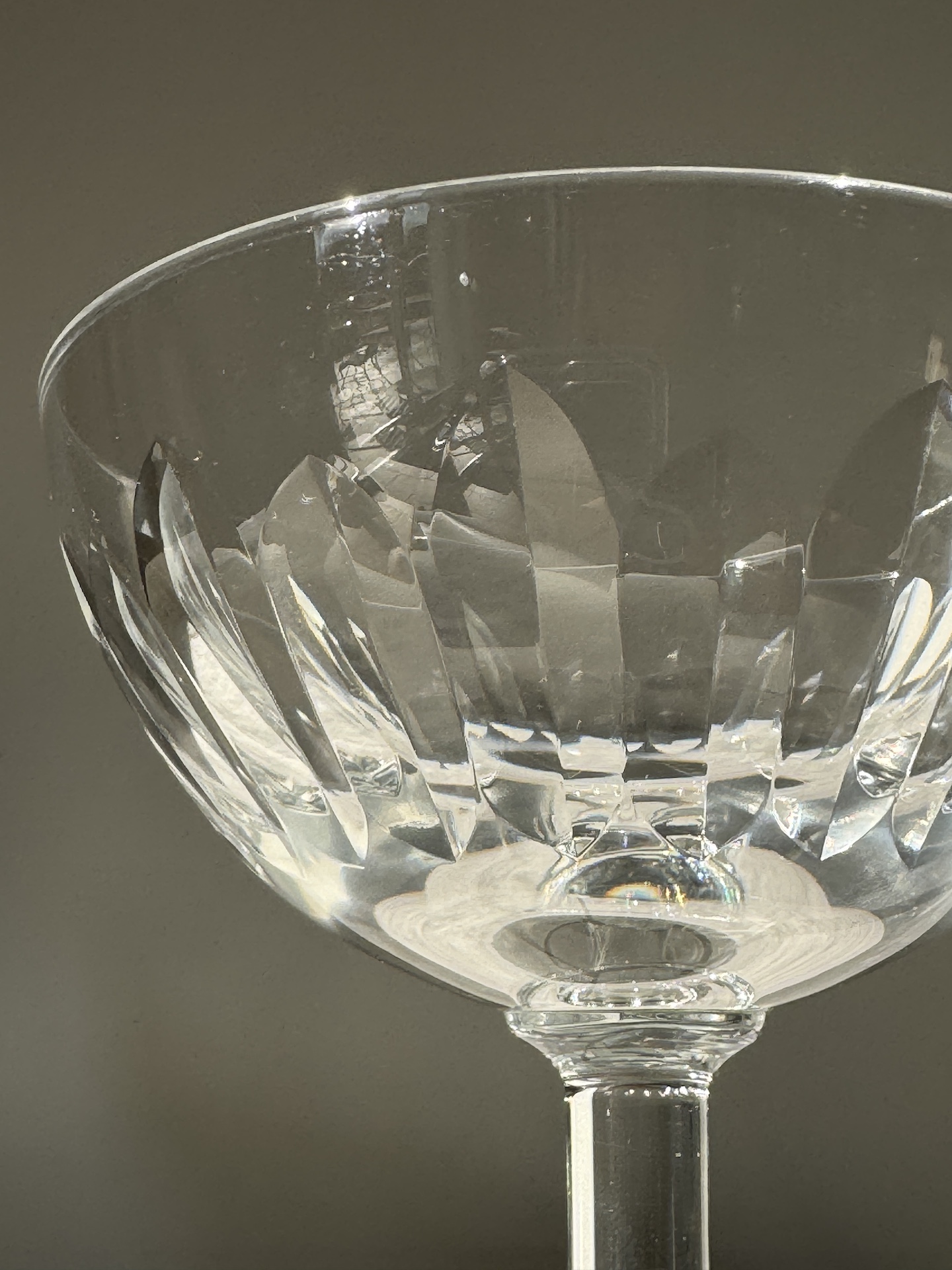 Neuf Coupes à Champagne en Cristal de Baccarat Circa 1950
