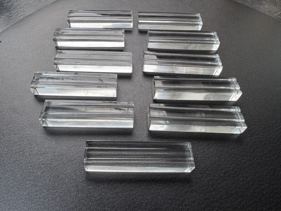 11 Porte-Couteaux 'lignes' Art Deco en Cristal rectangulaires