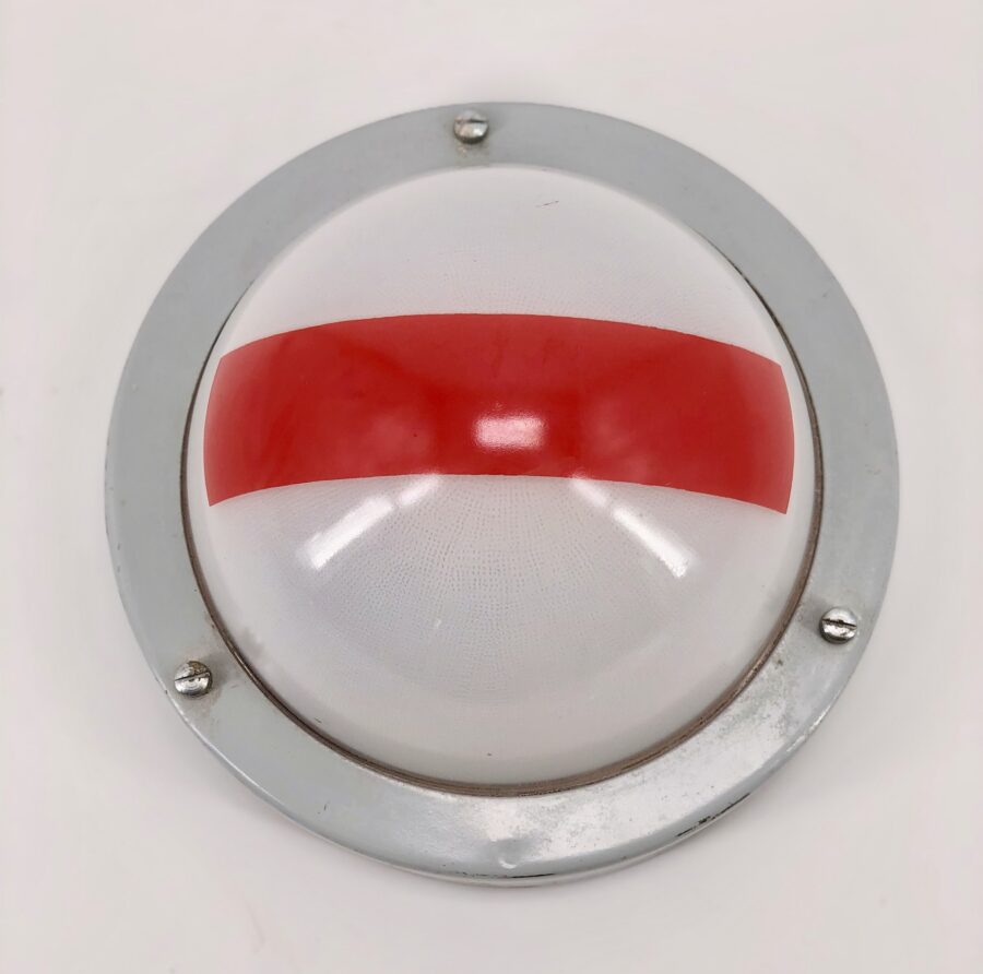 Applique murale ou plafonnier Métal gris et verre opaque à bande rouge