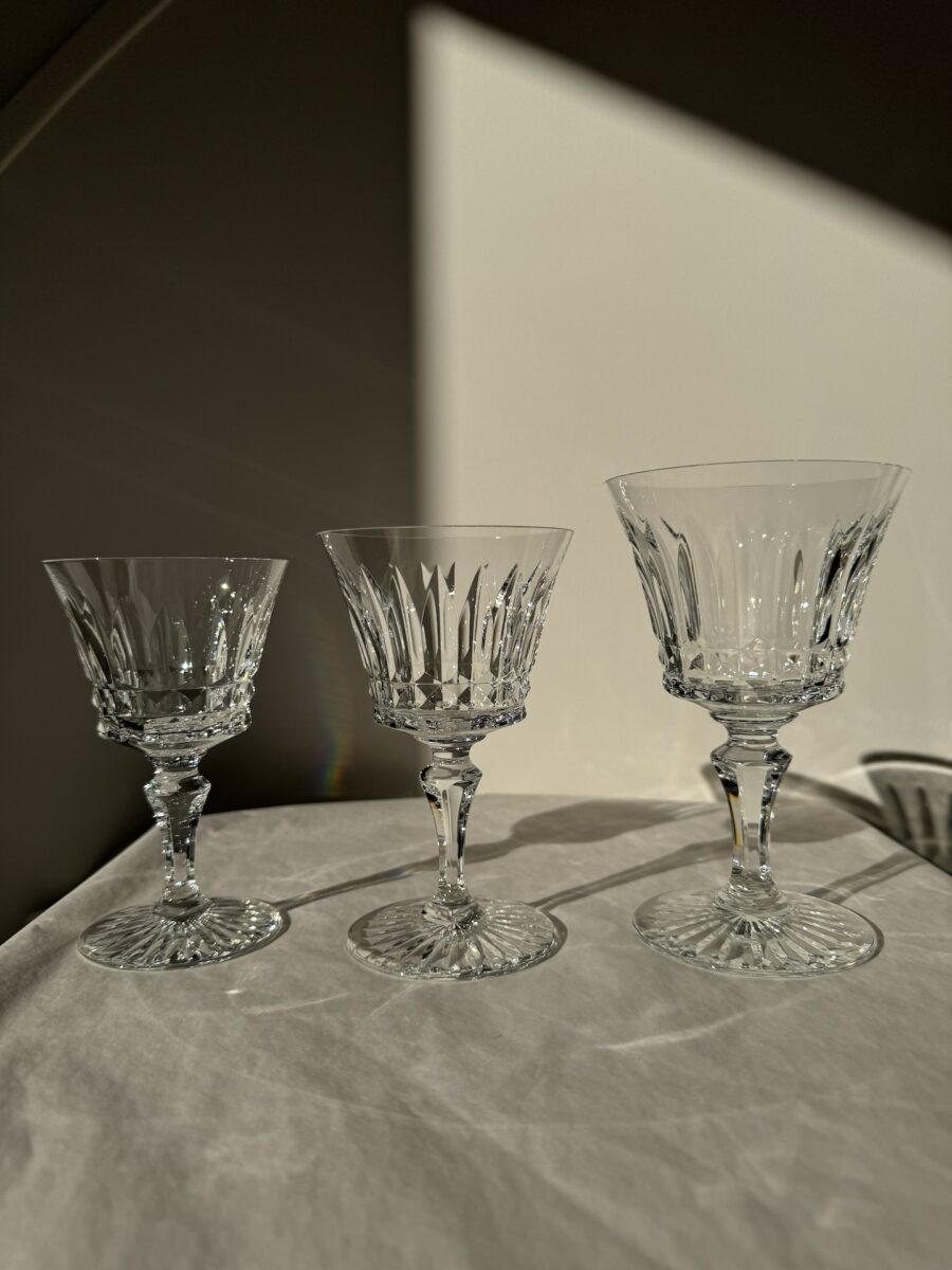 Série de Verres en Cristal de Baccarat Modèle Buckingham pour 12 personnes