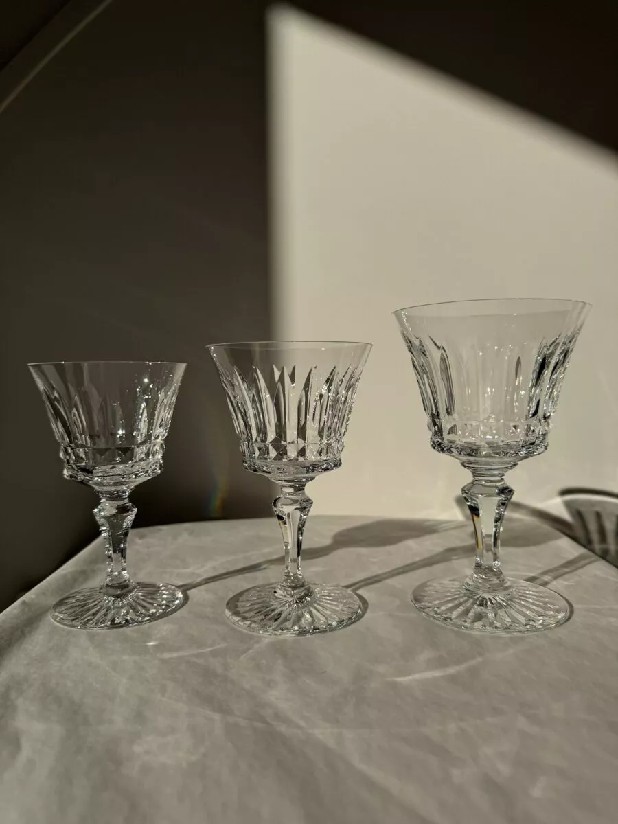 Série de Verres en Cristal de Baccarat Modèle Buckingham pour 12 personnes