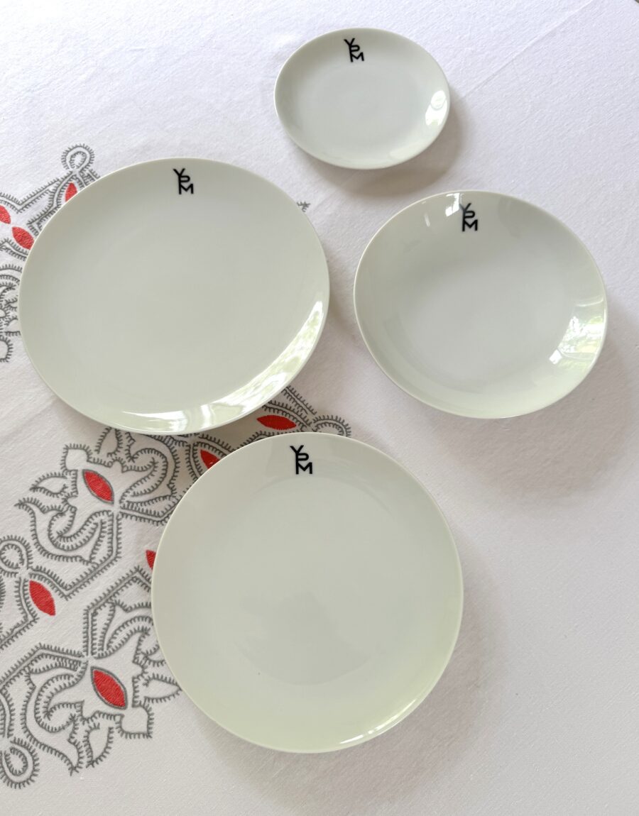 Service de Table de Jean Luce Paris 8 Personnes Porcelaine Blanche Circa 1950