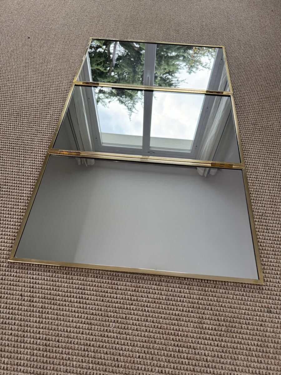 Miroir Triptyque Mural en Métal Doré Fermant avec Miroir Biseauté