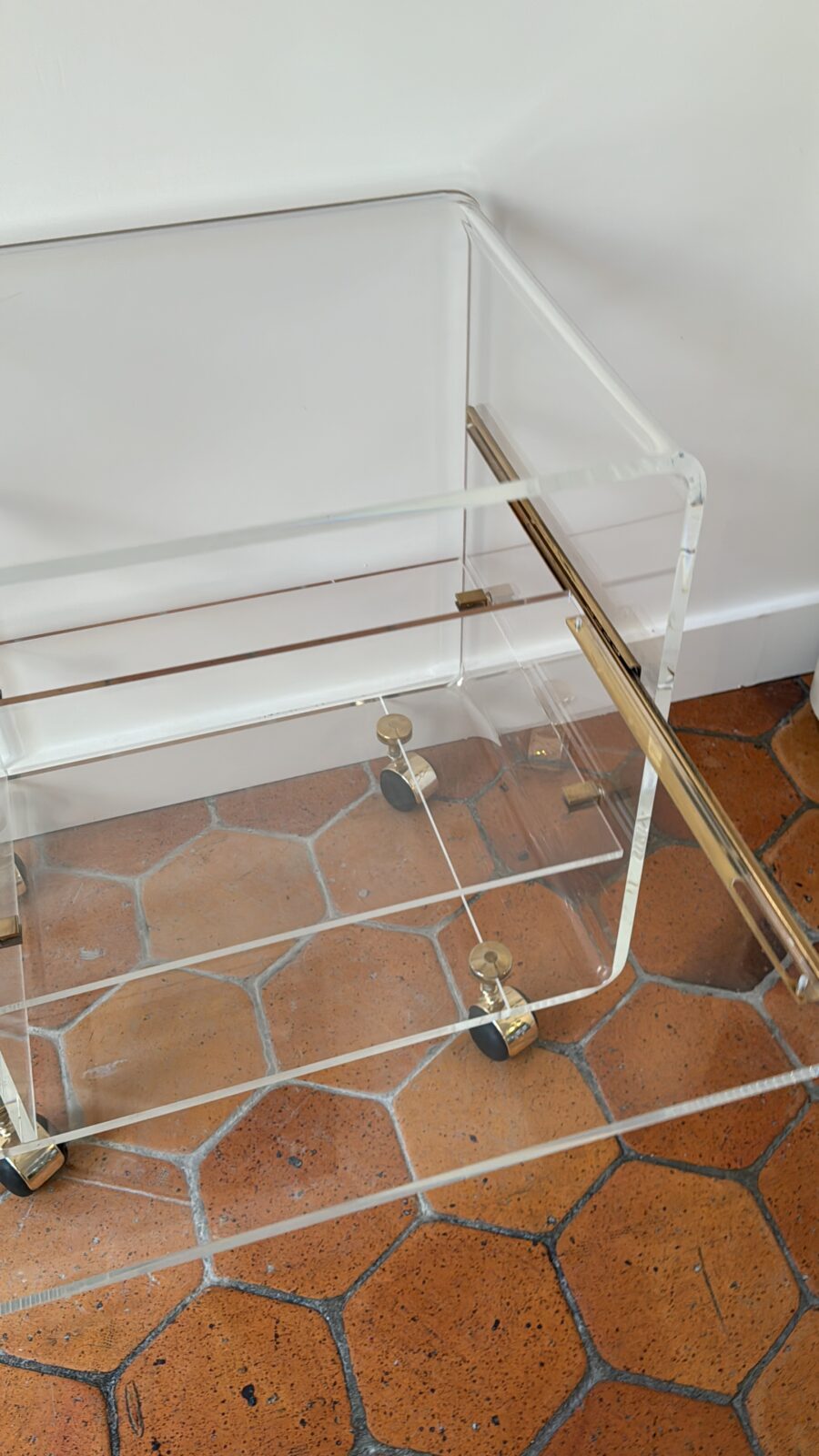 Desserte Hifi TV Altuglass David Lange une Etagère Coulissante