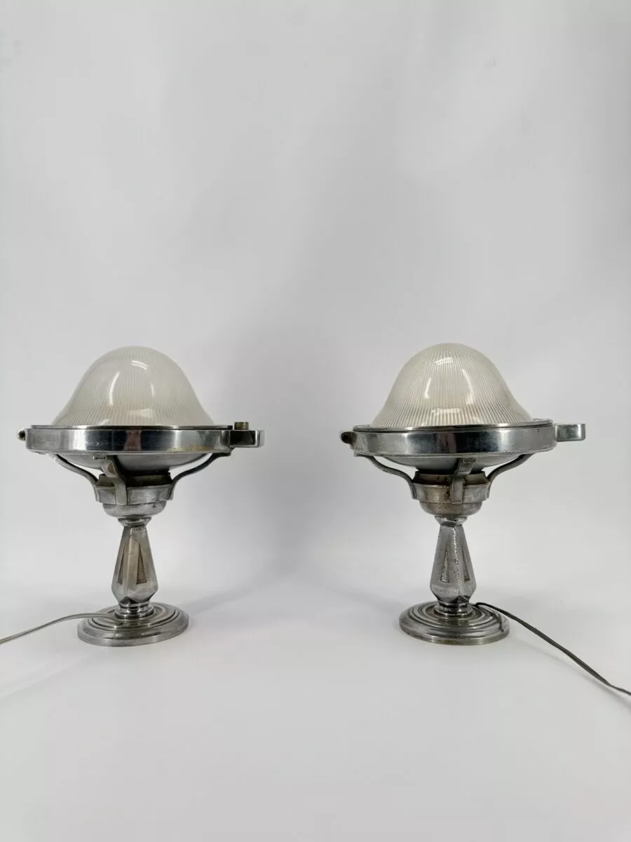 Lampe de Train en Métal et Dôme de Verre Prismatique Holophane Paire Disponible