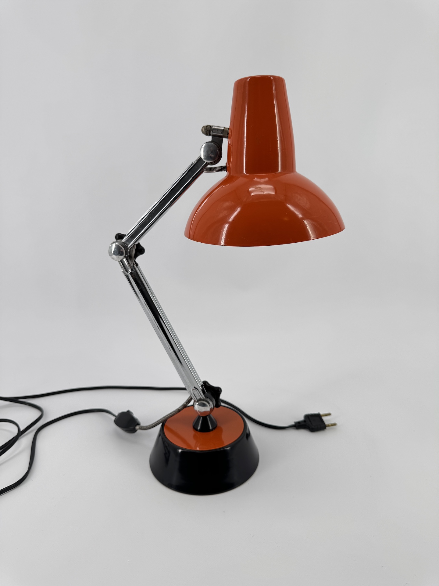 Vintage Orange Articulated Table Light Chrome Stems