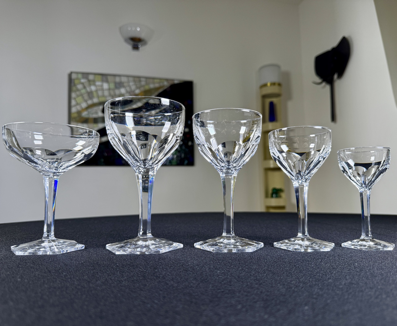 Service de 48 Verres en Cristal attribué à Val Saint Lambert