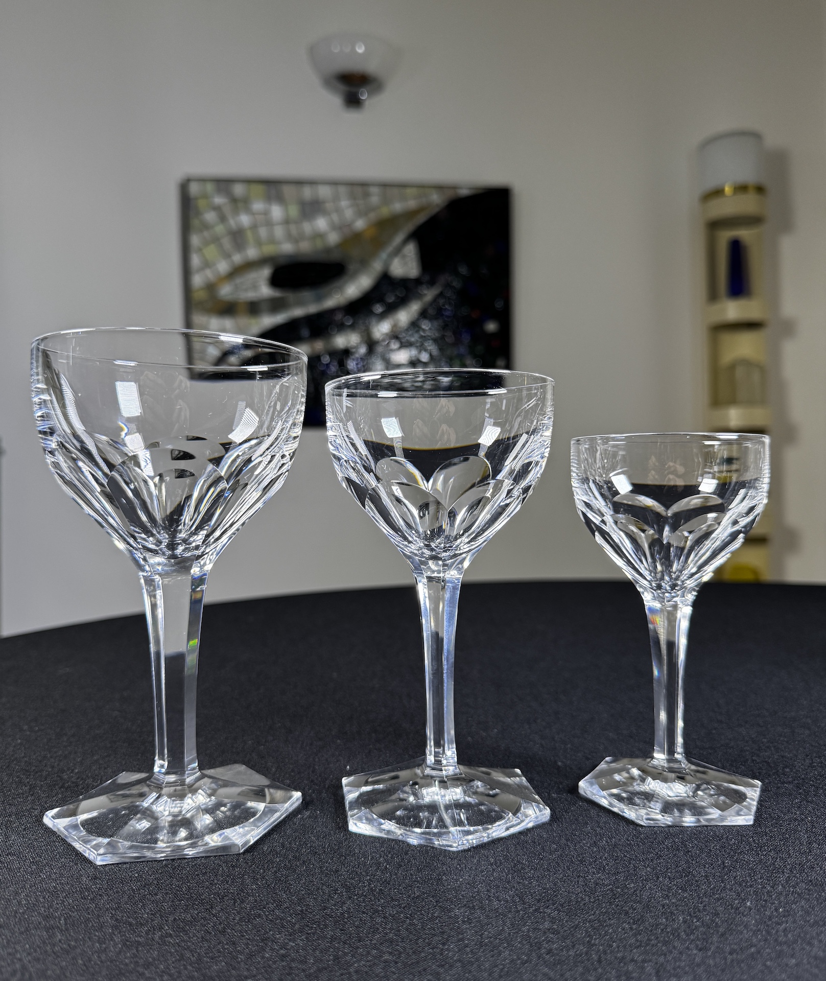 Service de 48 Verres en Cristal attribué à Val Saint Lambert