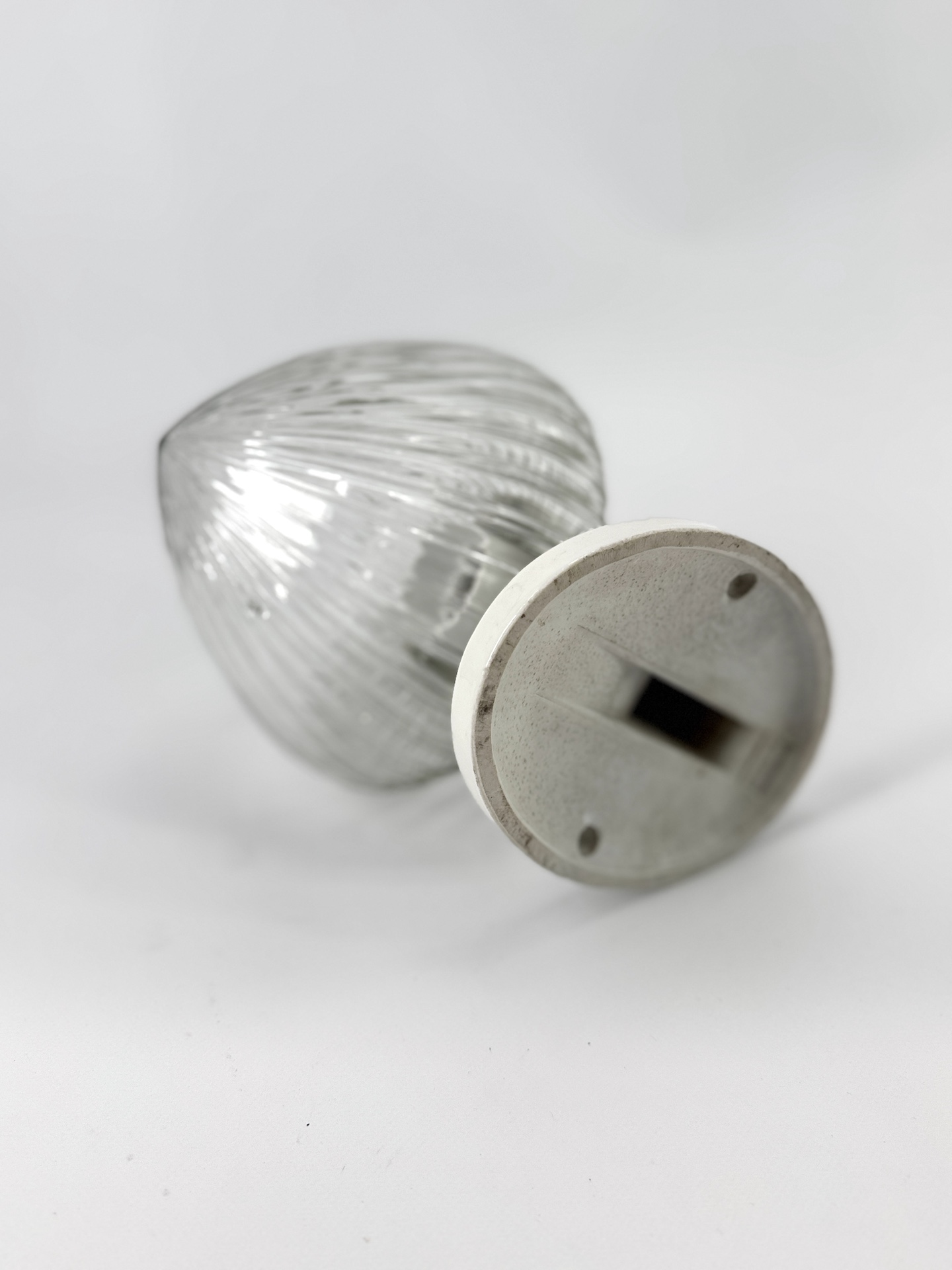 Early 20th c. ceramic and translucent ribbed glass wall light