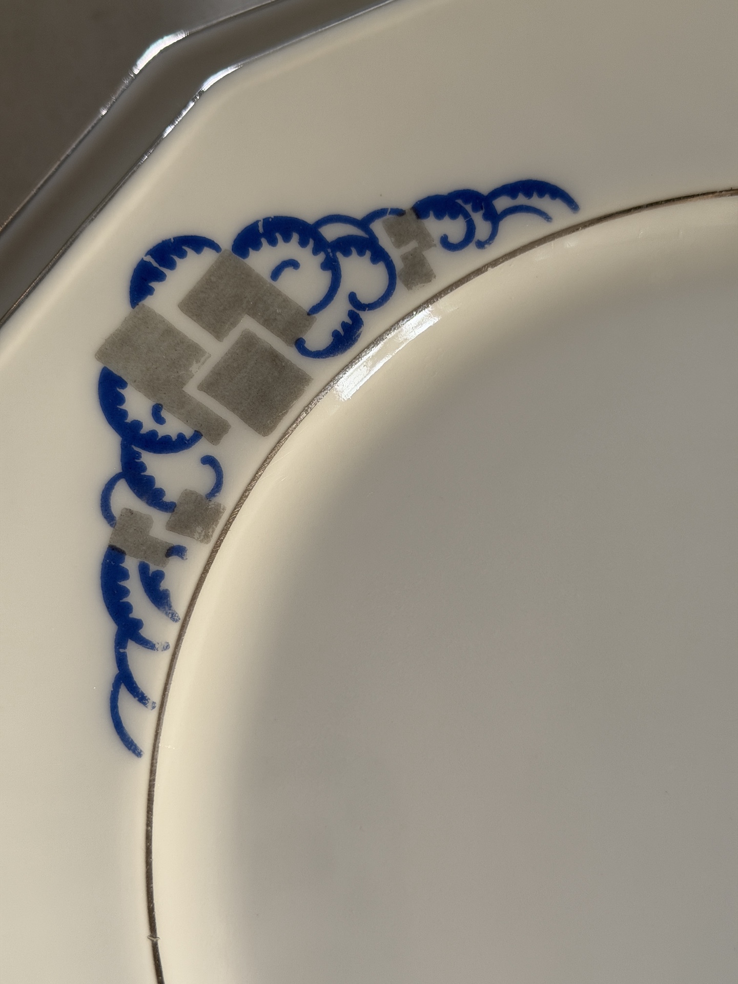 Service de Table Art Déco d'Alfred Lanternier Porcelaine de Limoges 1925 8 personnes