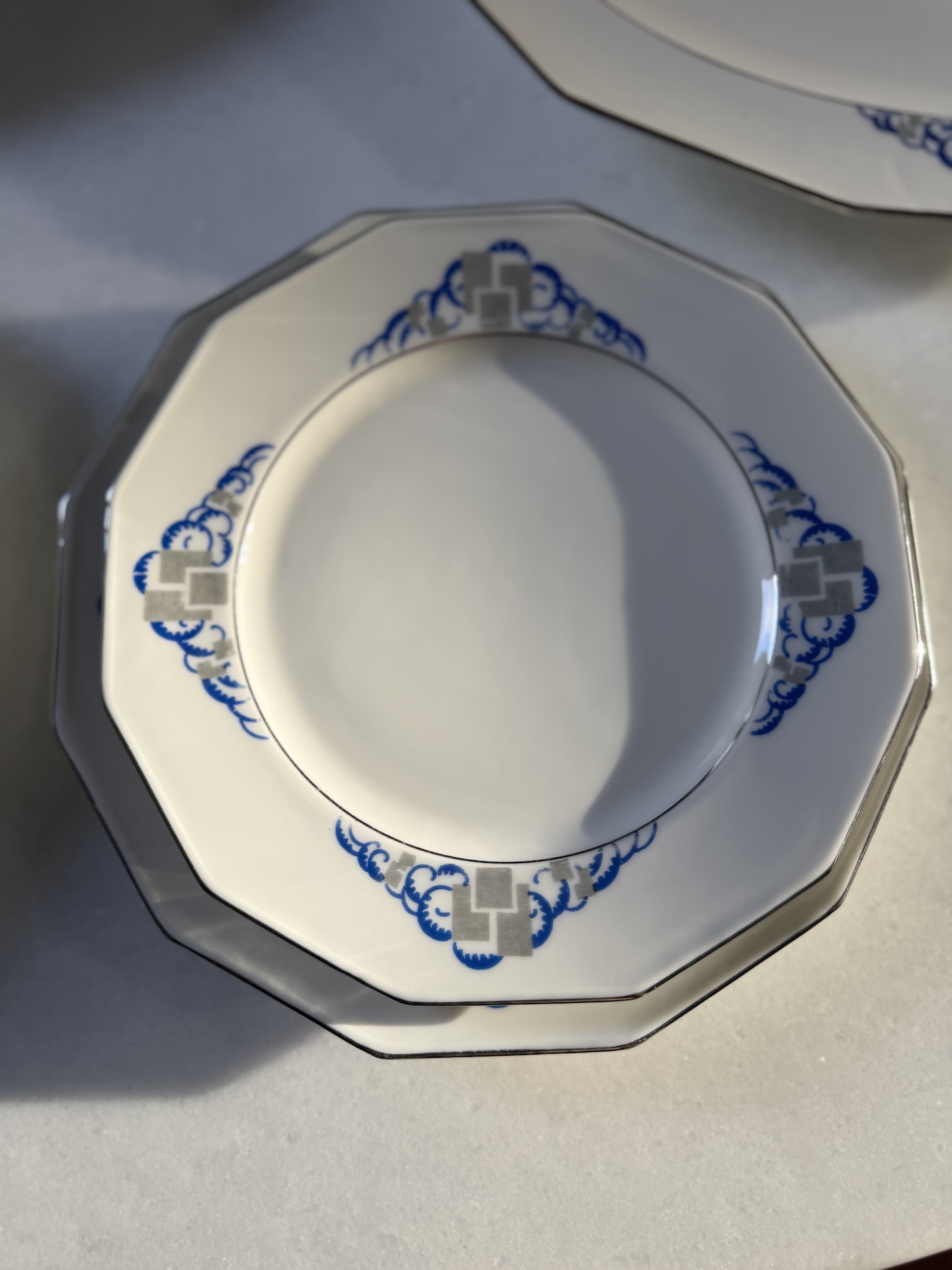 Service de Table Art Déco d'Alfred Lanternier Porcelaine de Limoges 1925 8 personnes