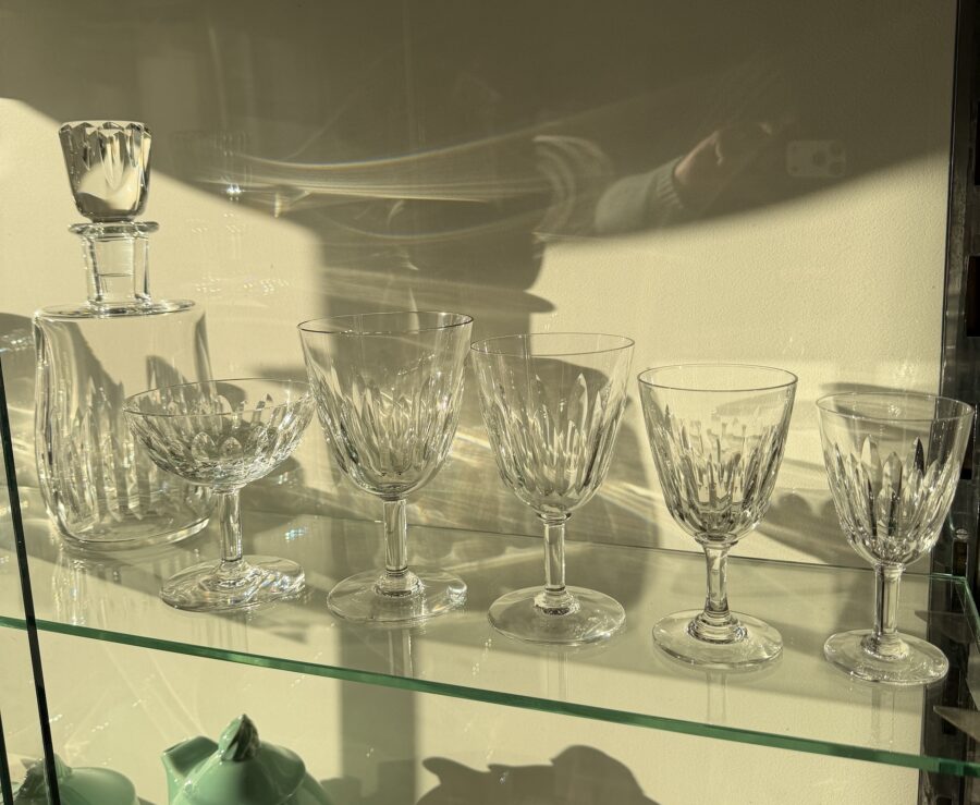 Service de Verres Cristal de Baccarat 12 Personnes et Carafe Circa 1950 58 pièces