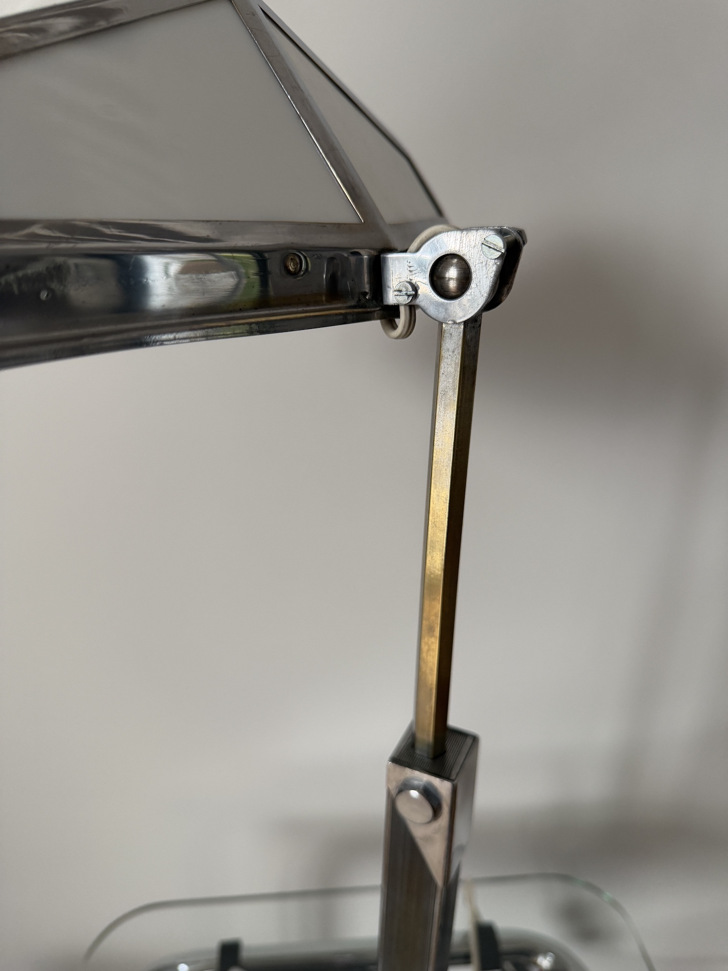 Lampe de Bureau Articulée 1940 avec Porte-stylos et Opalines