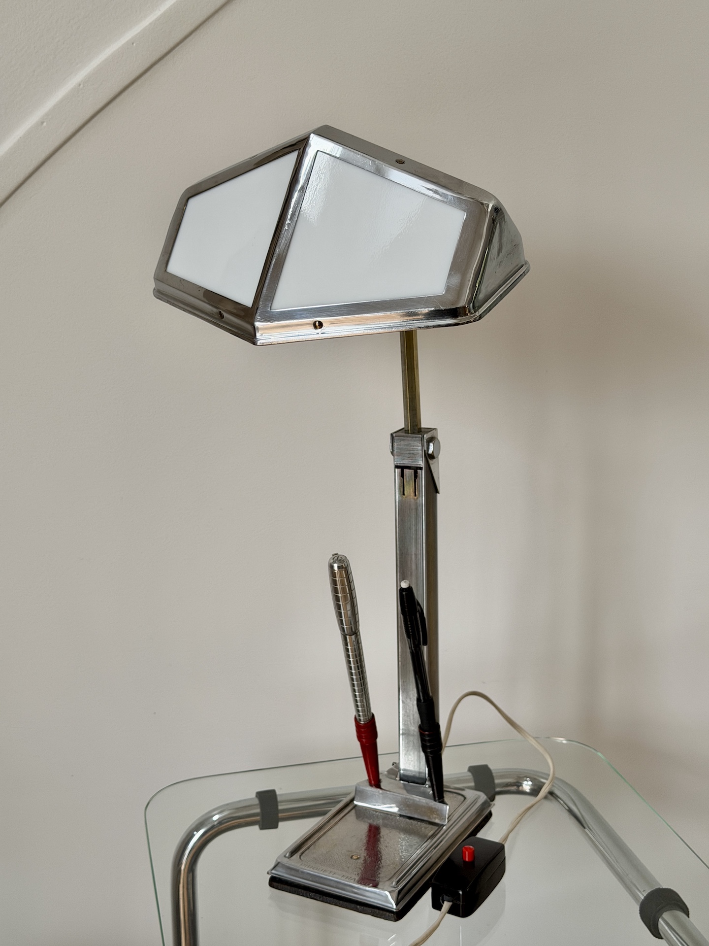 Lampe de Bureau Articulée 1940 avec Porte-stylos et Opalines