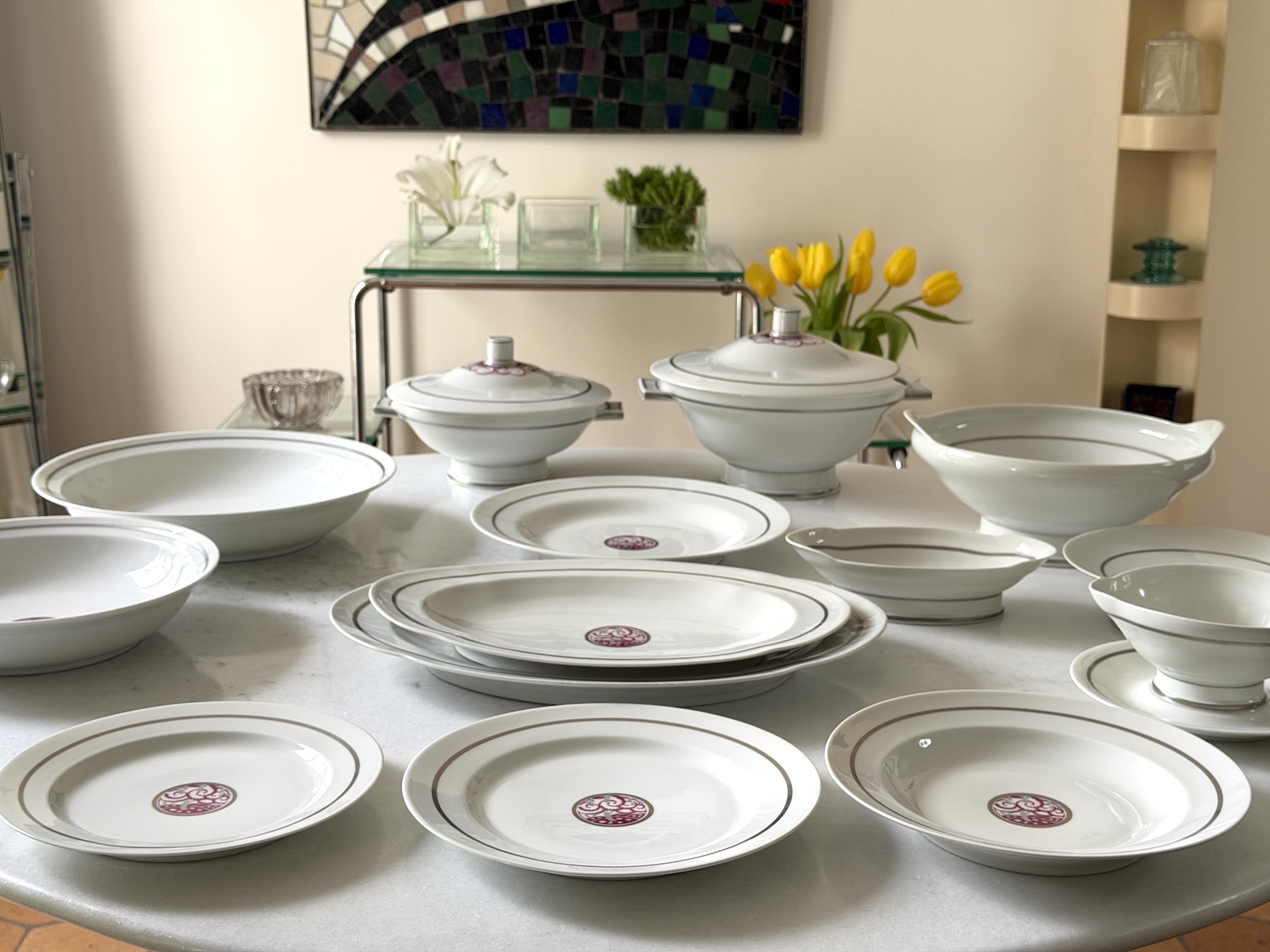 Grand Service de Table Art Déco en Porcelaine de Limoges 59 pièces