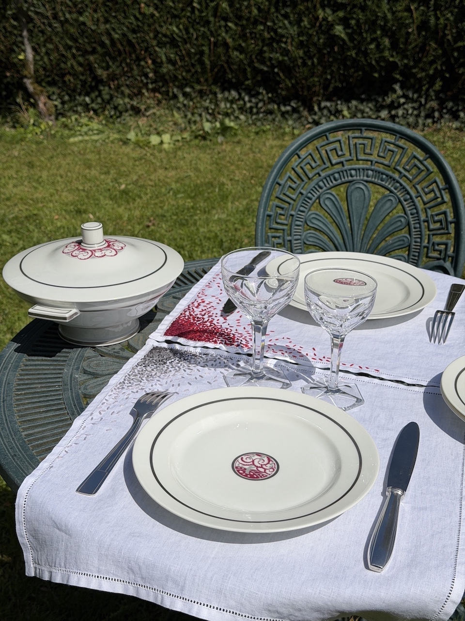 Grand Service de Table Art Déco en Porcelaine de Limoges 59 pièces